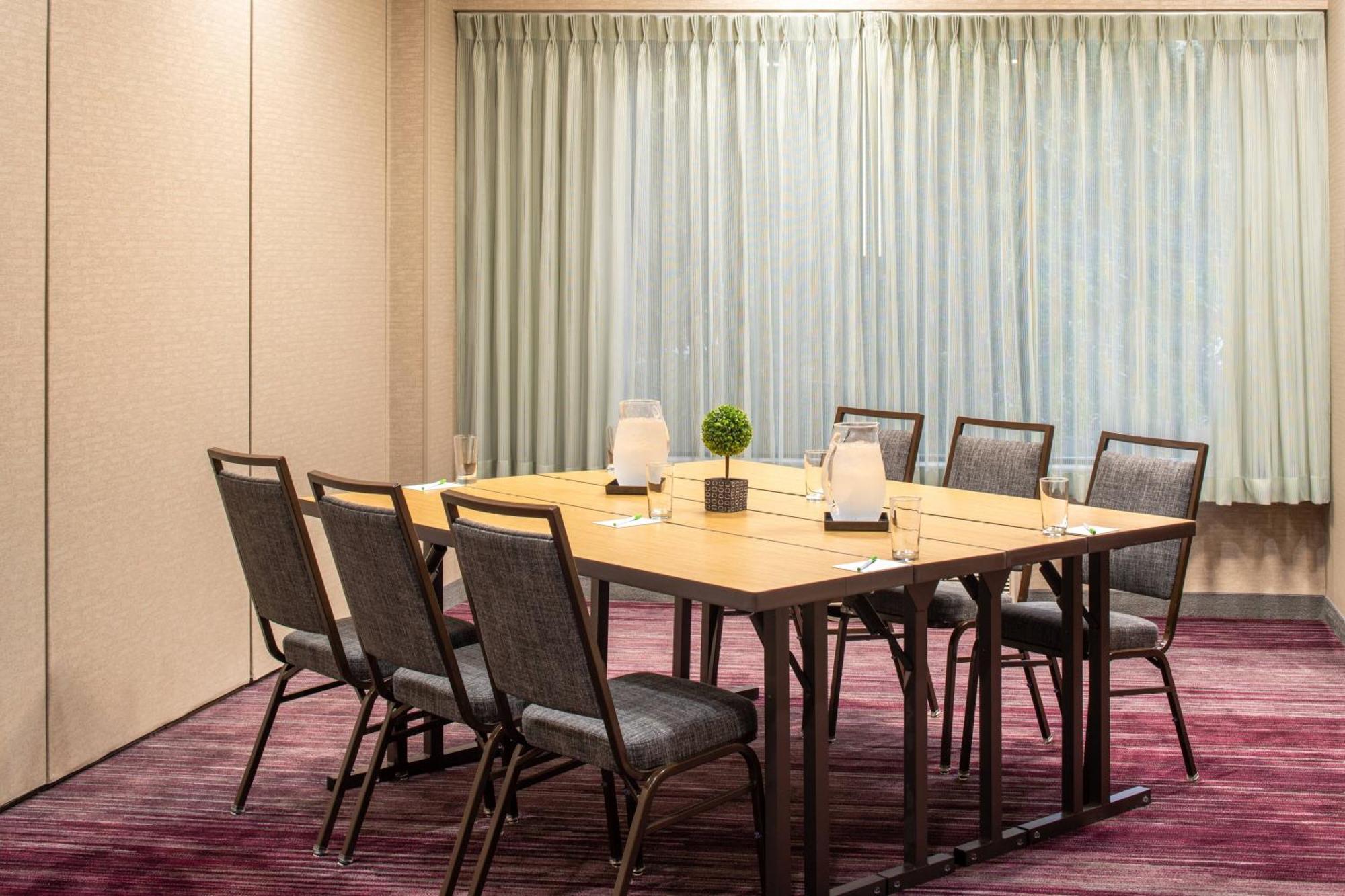 Hotel Courtyard By Marriott Portland Airport Extérieur photo