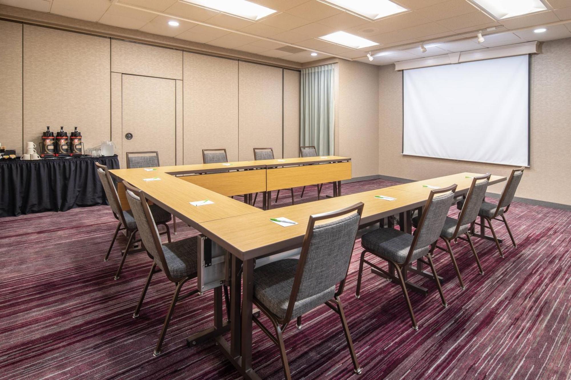 Hotel Courtyard By Marriott Portland Airport Extérieur photo