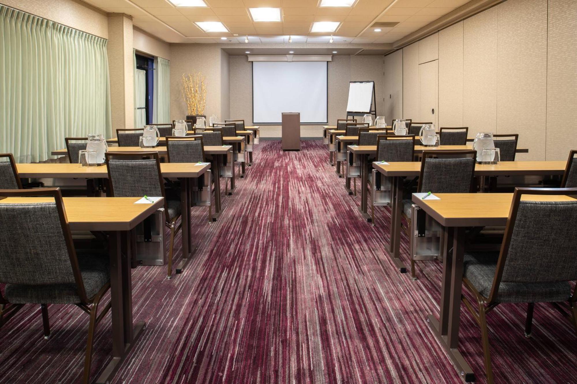 Hotel Courtyard By Marriott Portland Airport Extérieur photo