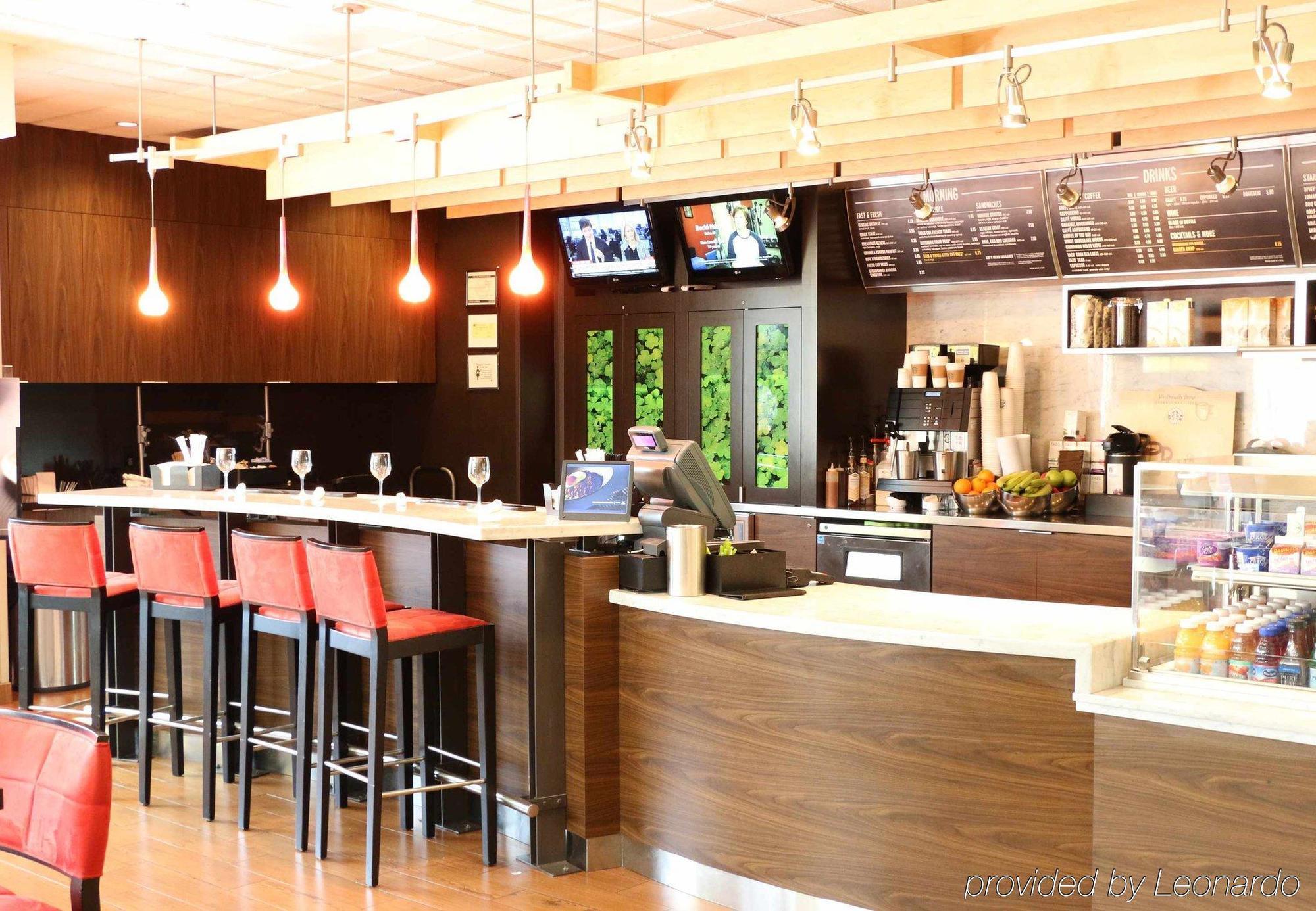 Hotel Courtyard By Marriott Portland Airport Extérieur photo
