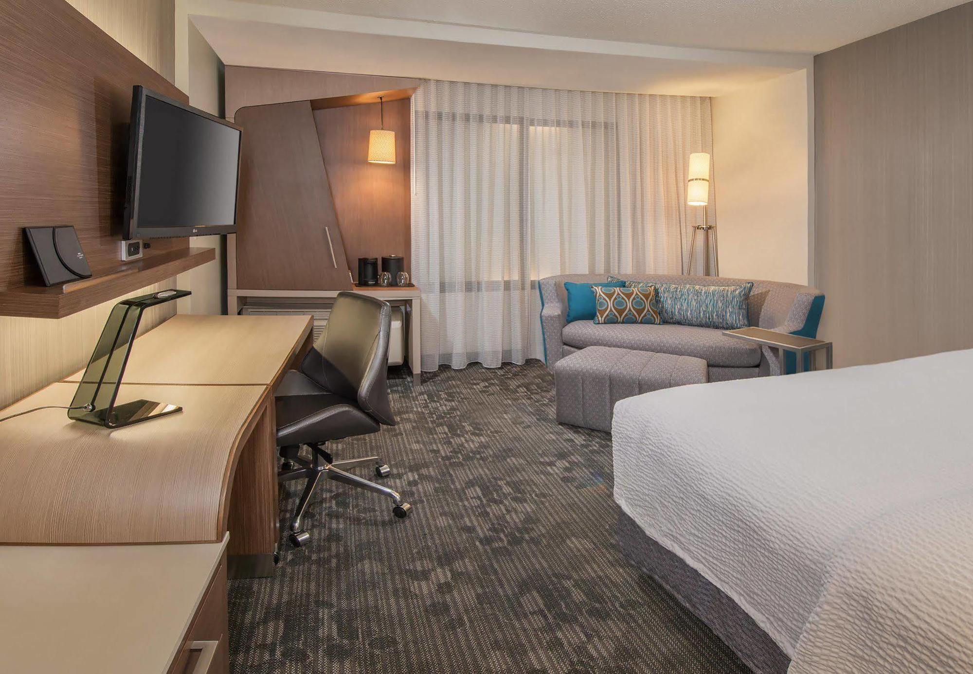 Hotel Courtyard By Marriott Portland Airport Extérieur photo
